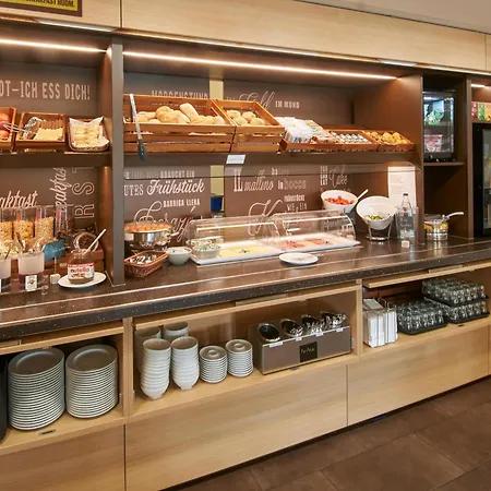 Szálloda Frankfurt-nord 3*